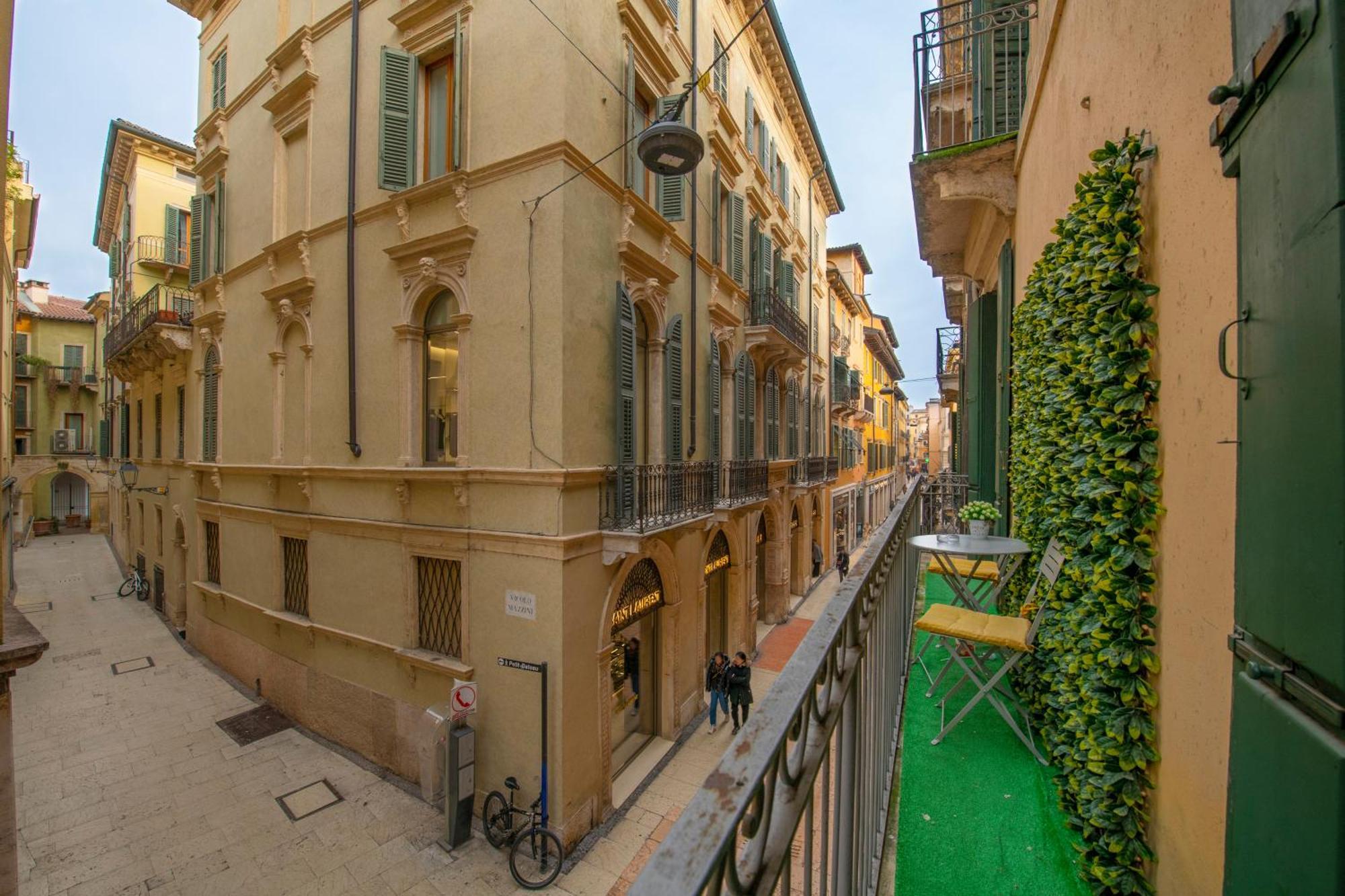 Palace Home Mazzini Verona Dış mekan fotoğraf